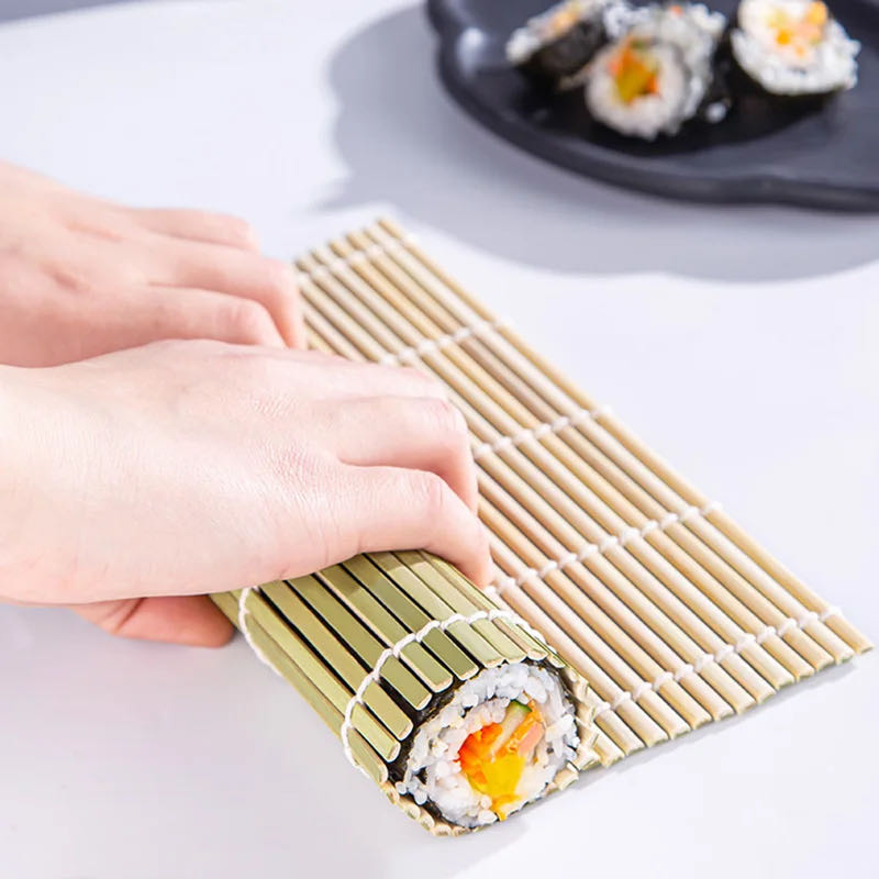 Kitchen Gadgets For Seniors - Alfombrilla enrollable de bambú para hacer