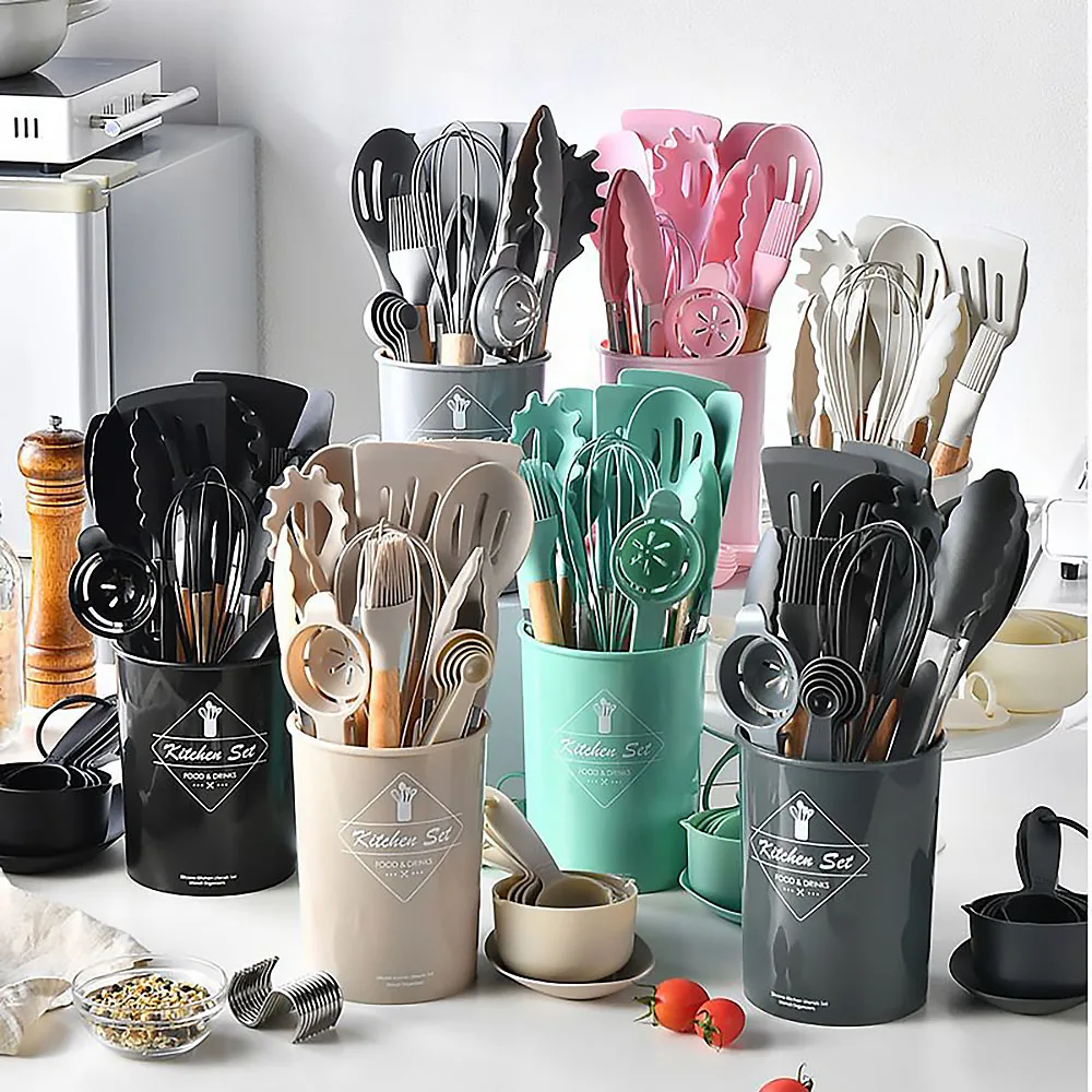 Juego de utensilios de silicon - Kitchen Gadgets Under $10 reseña y precio